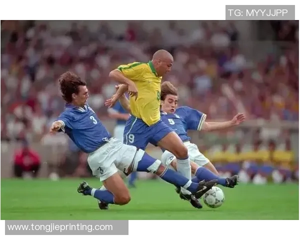 佛山足球球星崛起：他们如何在职业赛场上实现突破与辉煌