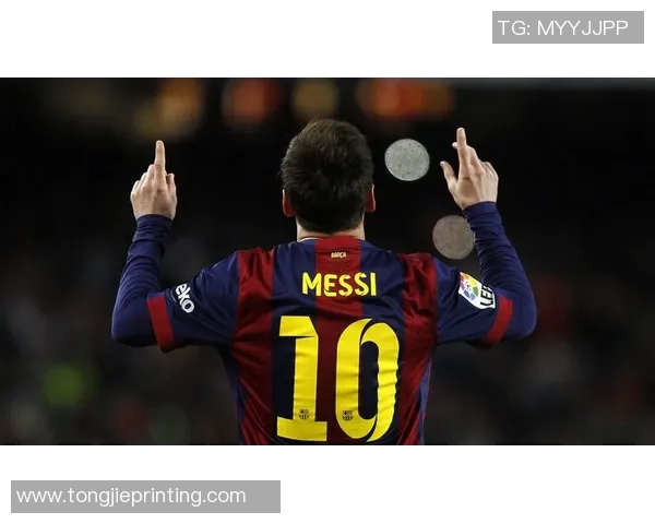 足球传奇老去：从巅峰到暮年，他们的球场人生如何转变