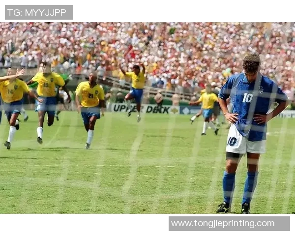 足球巨星27号领衔球场风采 展现无与伦比的技艺与精神 足球巨星27号领衔球场风采 展现无与伦比的技艺与精神