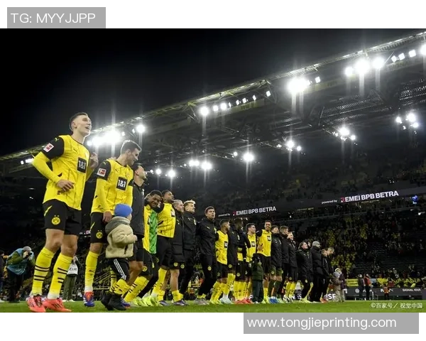 那些曾经闪耀绿茵的足球巨星如今老去他们的故事依然动人 那些曾经闪耀绿茵的足球巨星如今老去他们的故事依然动人